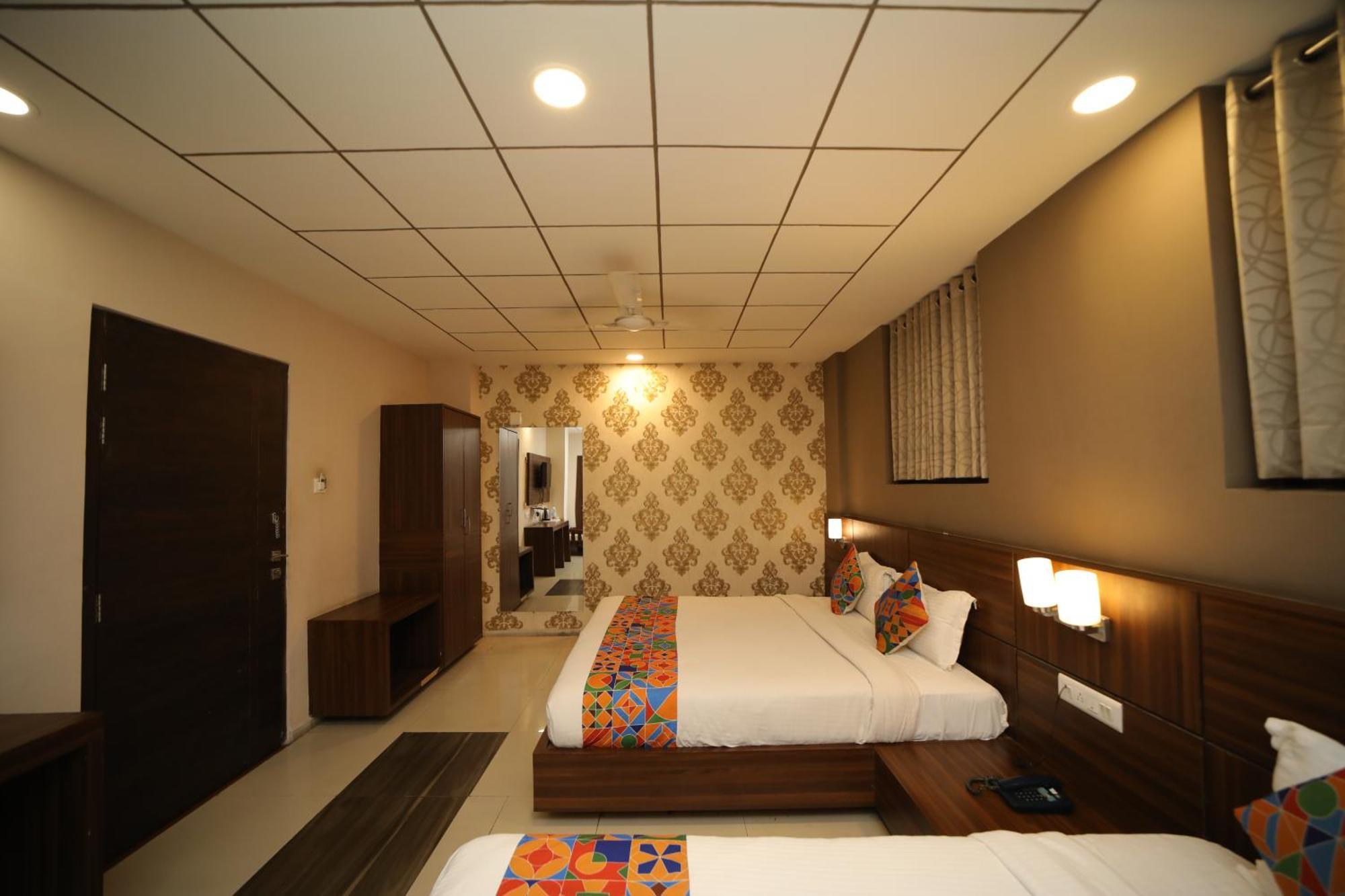 Hotel Damanis Udaipur Exterior foto