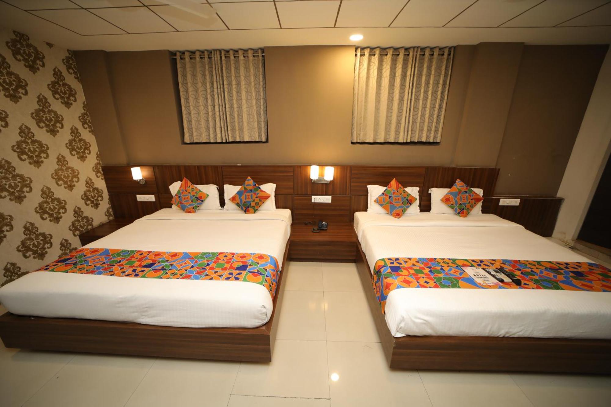Hotel Damanis Udaipur Exterior foto