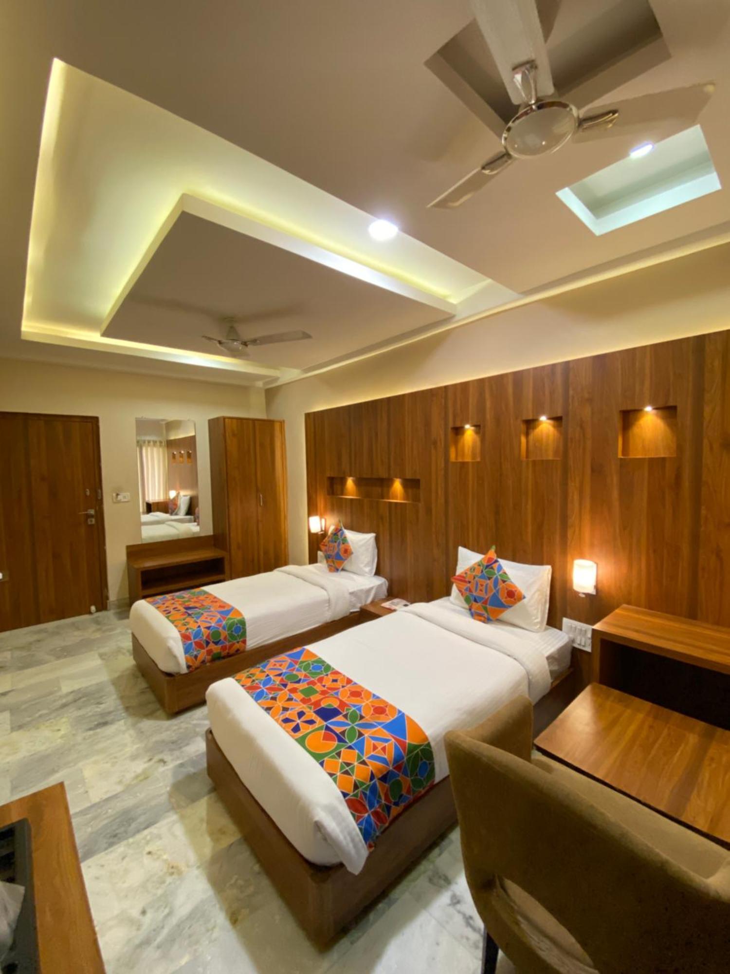 Hotel Damanis Udaipur Exterior foto