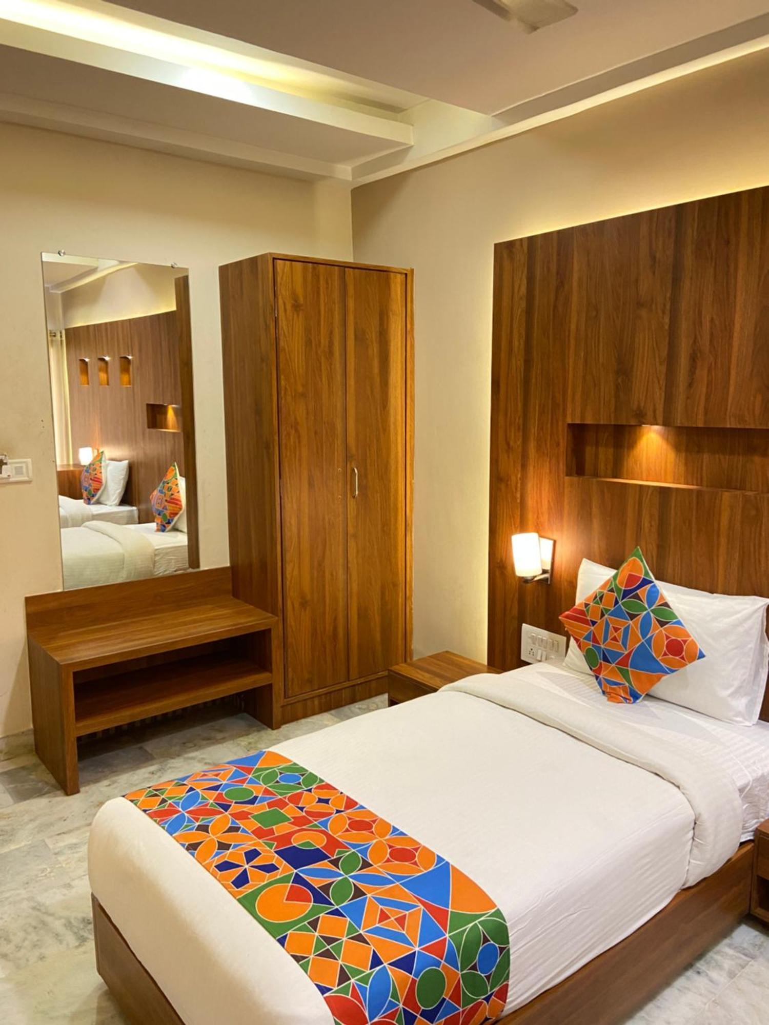 Hotel Damanis Udaipur Exterior foto